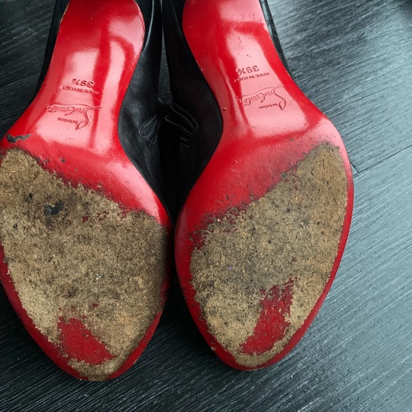 Christian Louboutin - Picture 4 of 4